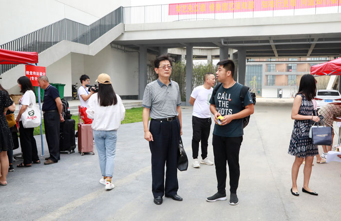 香港内部精准资料+官方
